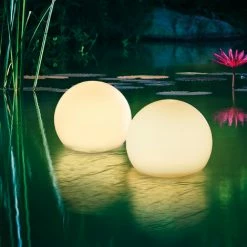ESOTEC Schwimmfähiges Solar Leuchtkugel Set 15 Cm + Fernbedienung 8 Lichtfarben 102126
